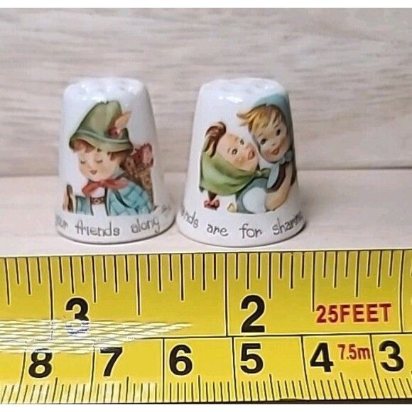 Vintage Set Of 2 Hummel Thimbles Friends Themed - Picture 2 of 11